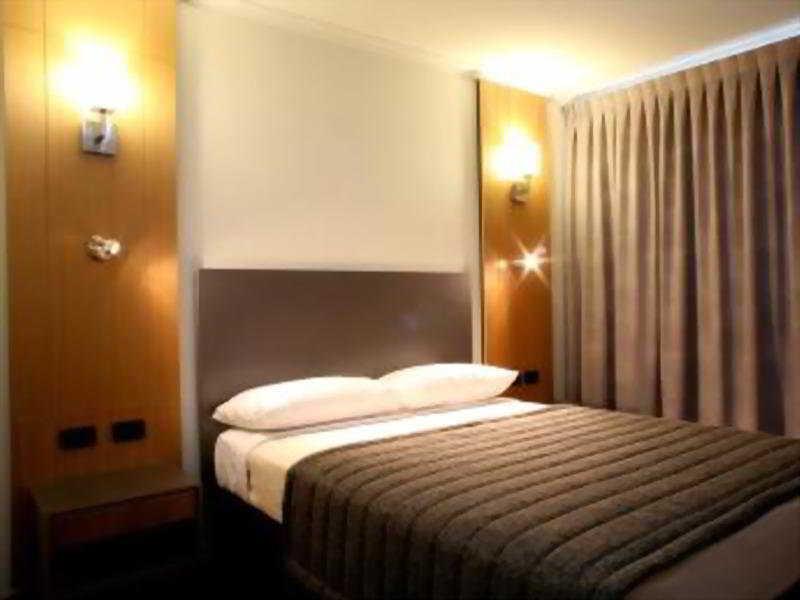 Metro Hotel Ipswich International Chambre photo