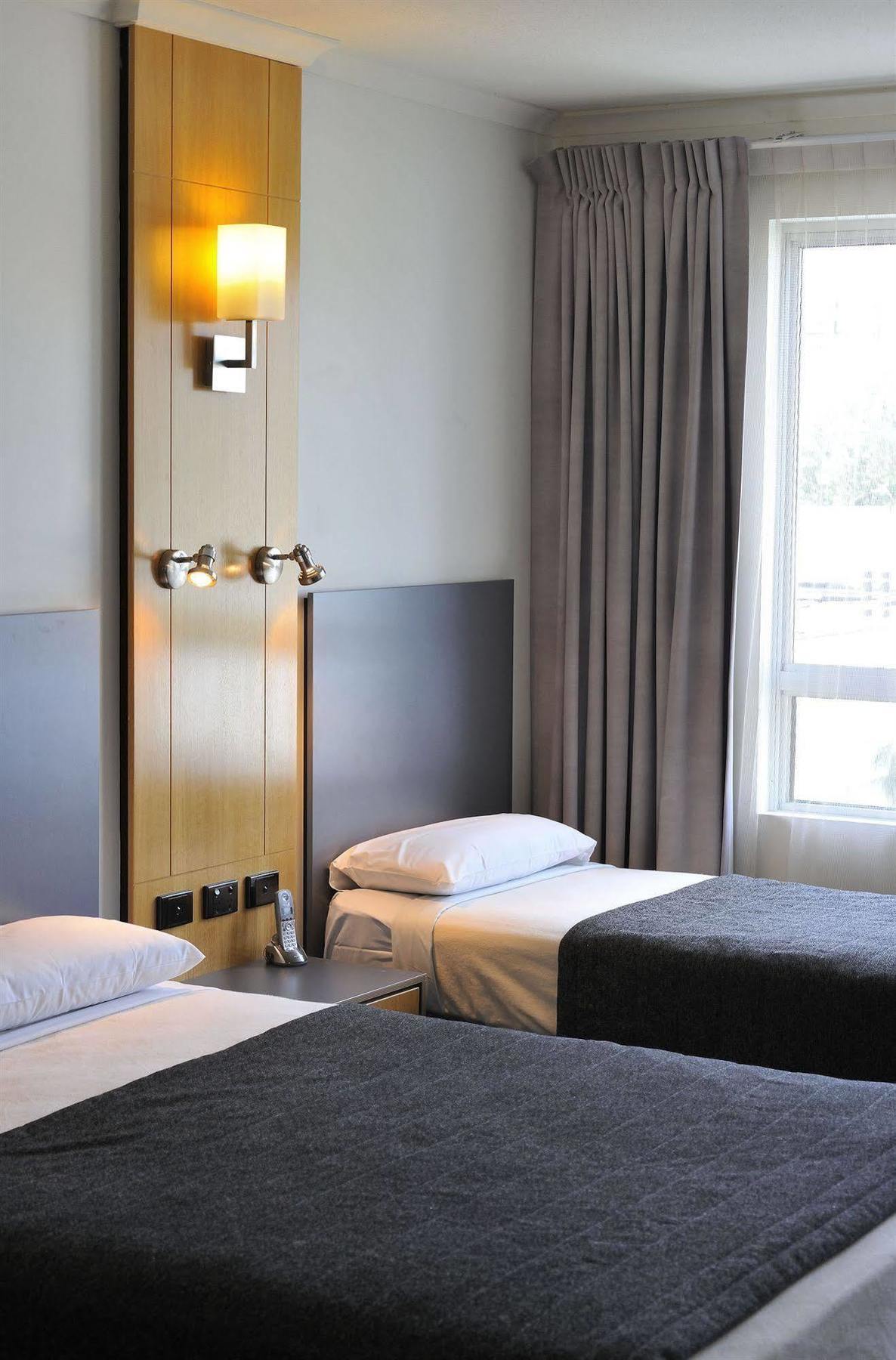 Metro Hotel Ipswich International Extérieur photo